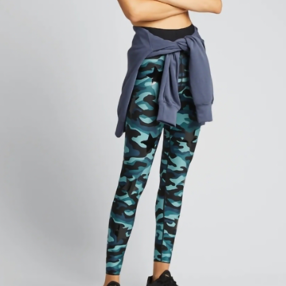 Ultracor Ultra High Knockout Camo Leggings Green/Black Size XL NWT